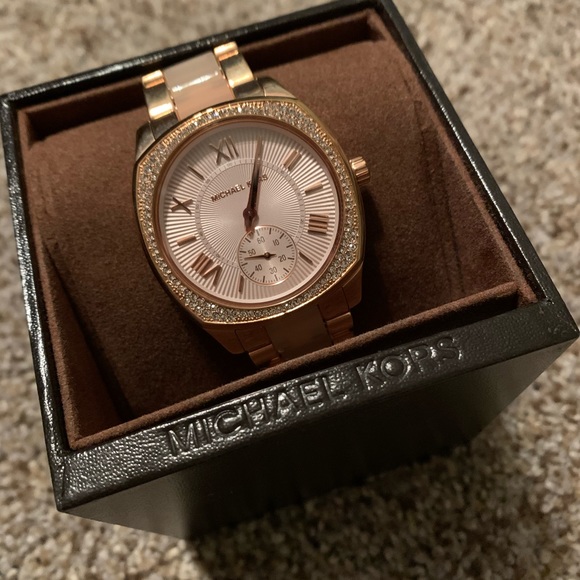 Michael Kors Watch ✨ main image 6